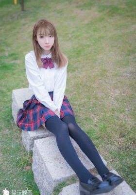 挺进清纯女同桌身体_HD720P欧美电影在线
