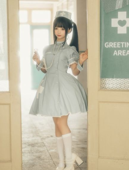 裸体美女视频游戏_720电视剧在线观看