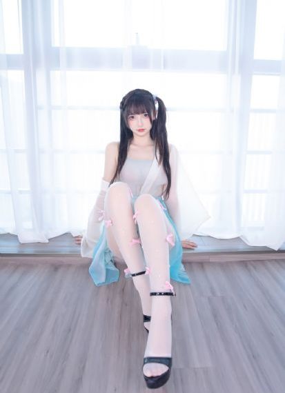 精品美女在线观看九色_720电影免费在线