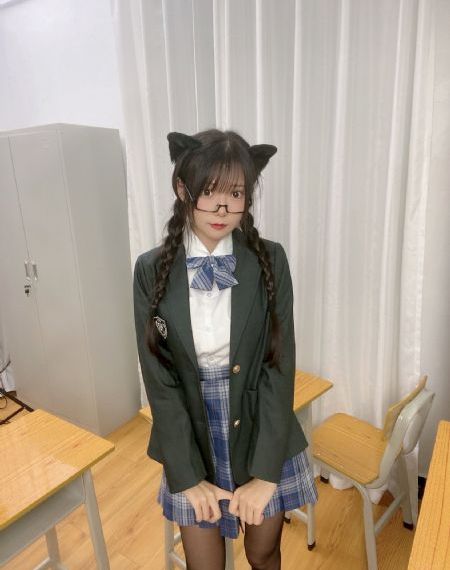 美女脱精光让男人桶到爽在线观看_BD在线观看高清
