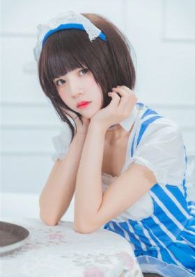 亚洲碰碰人人V熟女天堂_高清超清在线观看