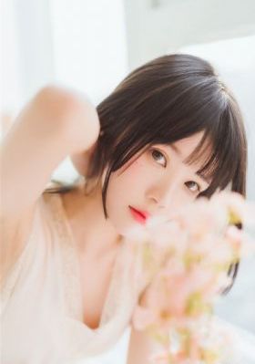 青青草国产免费一二区_1080P高清完整版播放