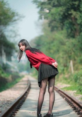 若妻の秘めた肉欲～温泉游戏_迅雷极速版下载